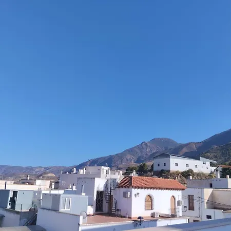 Casa Rural Con Chimenea, Barbacoa, Terraza Y Solarium Illar
